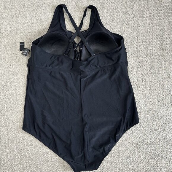 Torrid Wireless Grommet Lace Up One Piece Swimsuit Size 4X Black - Picture 2 of 13